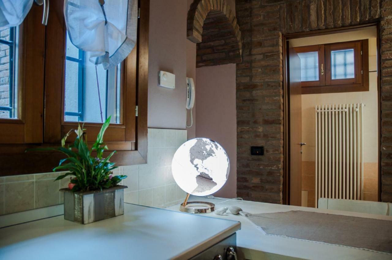 Ferienwohnung Nell'Antico Ghetto Ebraico Ferrara Exterior foto